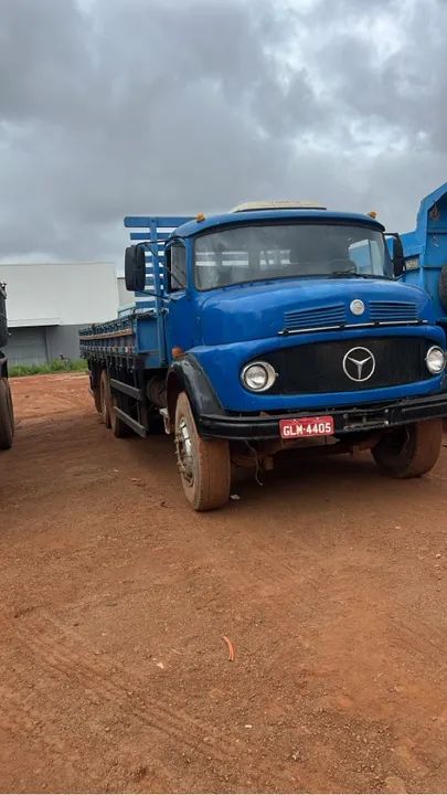 Caminhão Mercedes Benz 1113 - Ano 1979