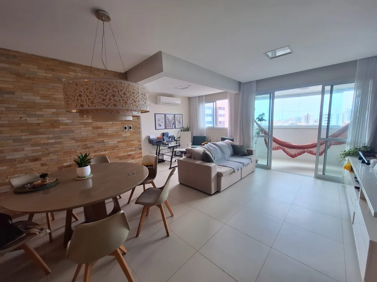 Alugo Apartamento mobiliado - Coroa do meio