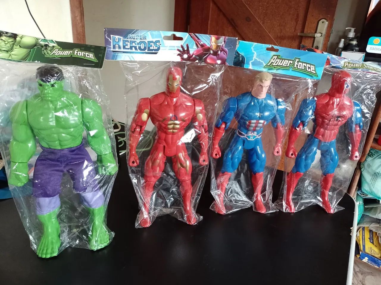 SUPER HERÓIS GRANDES 30cm