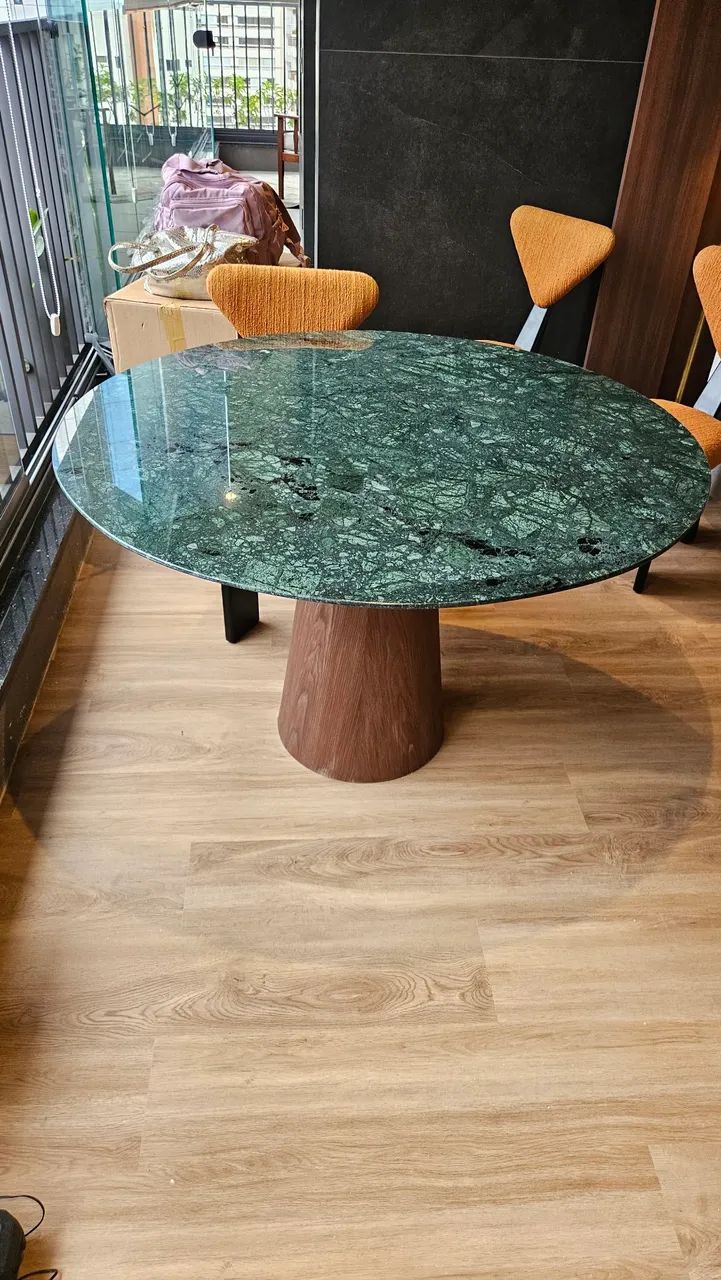 Fabricamos base cone + tampo redondo 120cm verde guatemala oval 