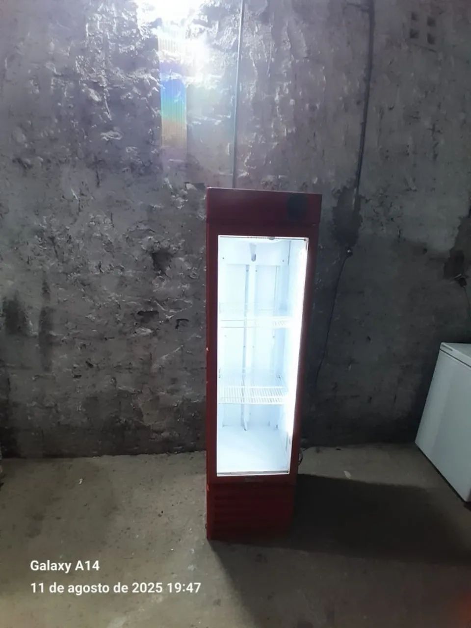 Geladeira Expositora Vertical - Foto 2