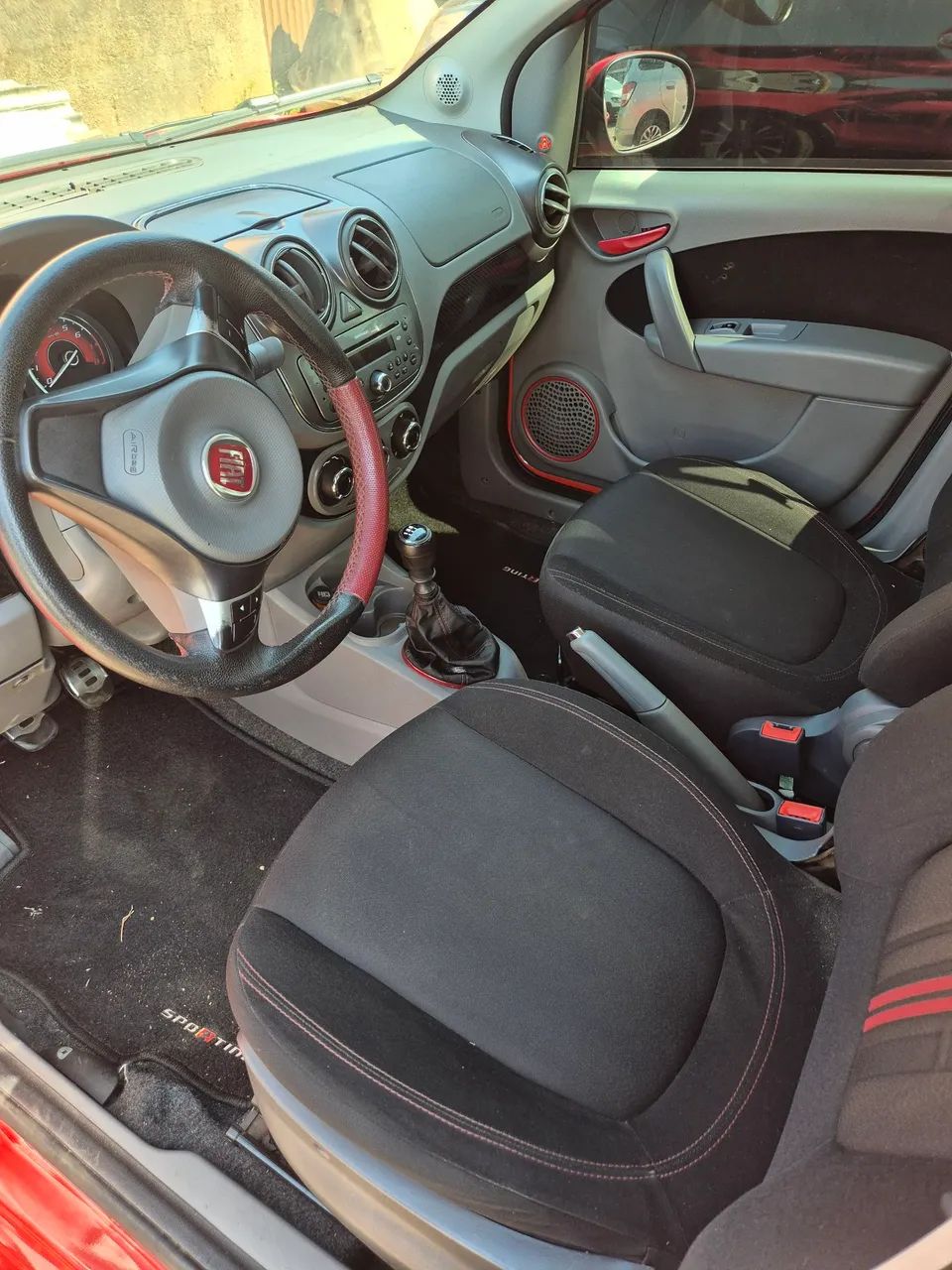 Fiat Palio Sporting 1.6 Flex 16V 5P 2016 - Foto 2