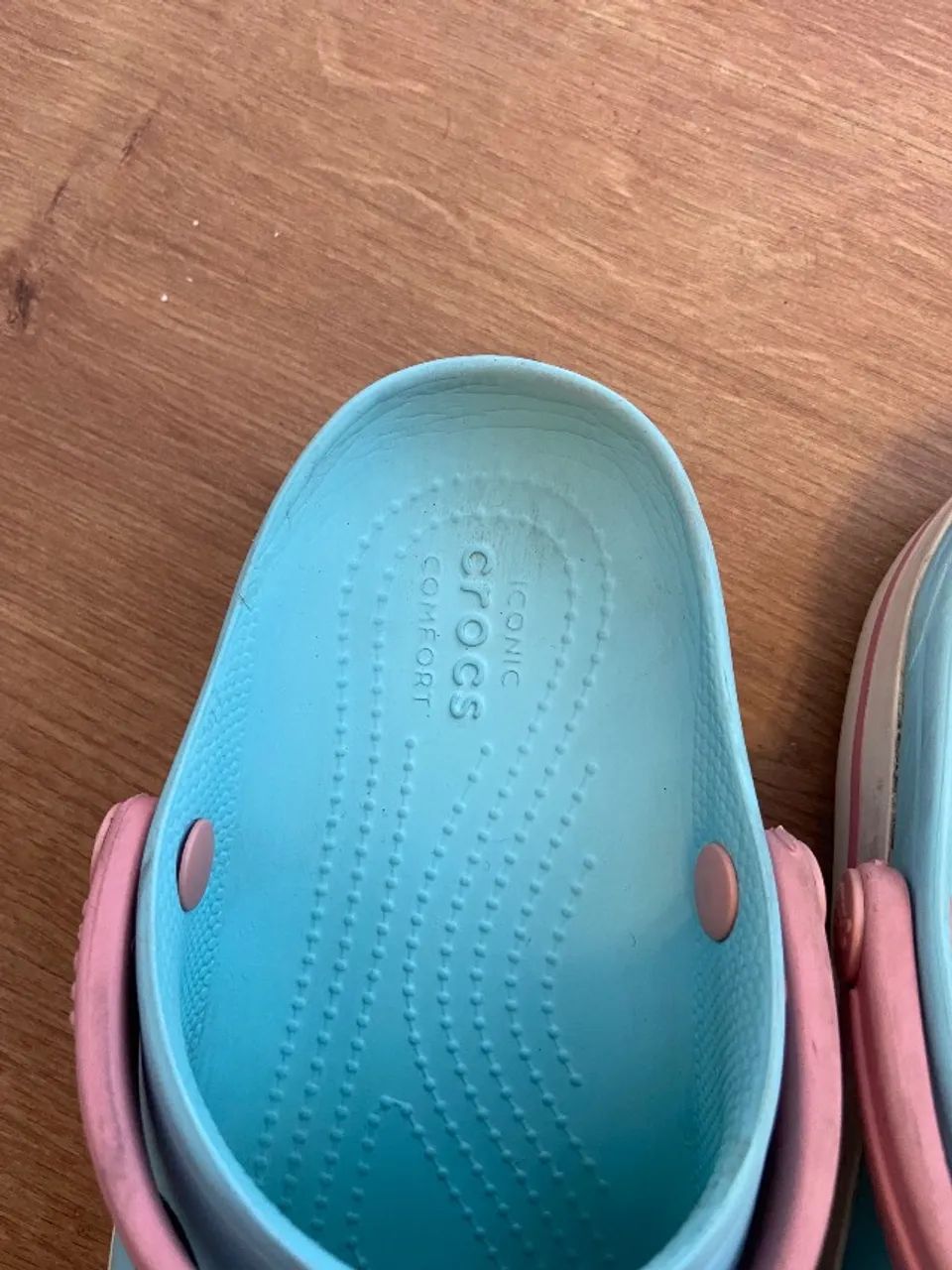 Crocs tamanho c12 infantil  - Foto 3