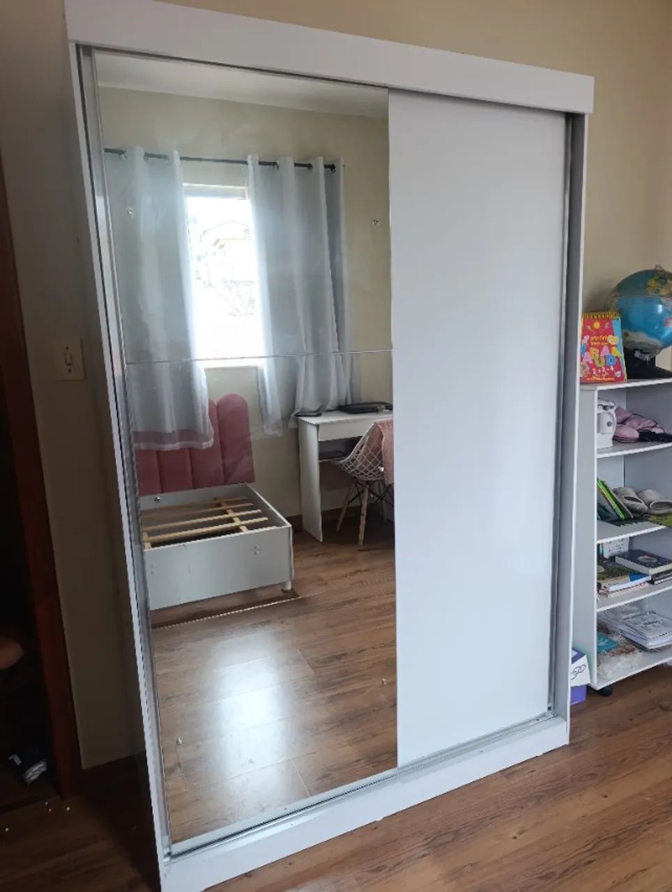 Guarda roupa 2 portas com espelho