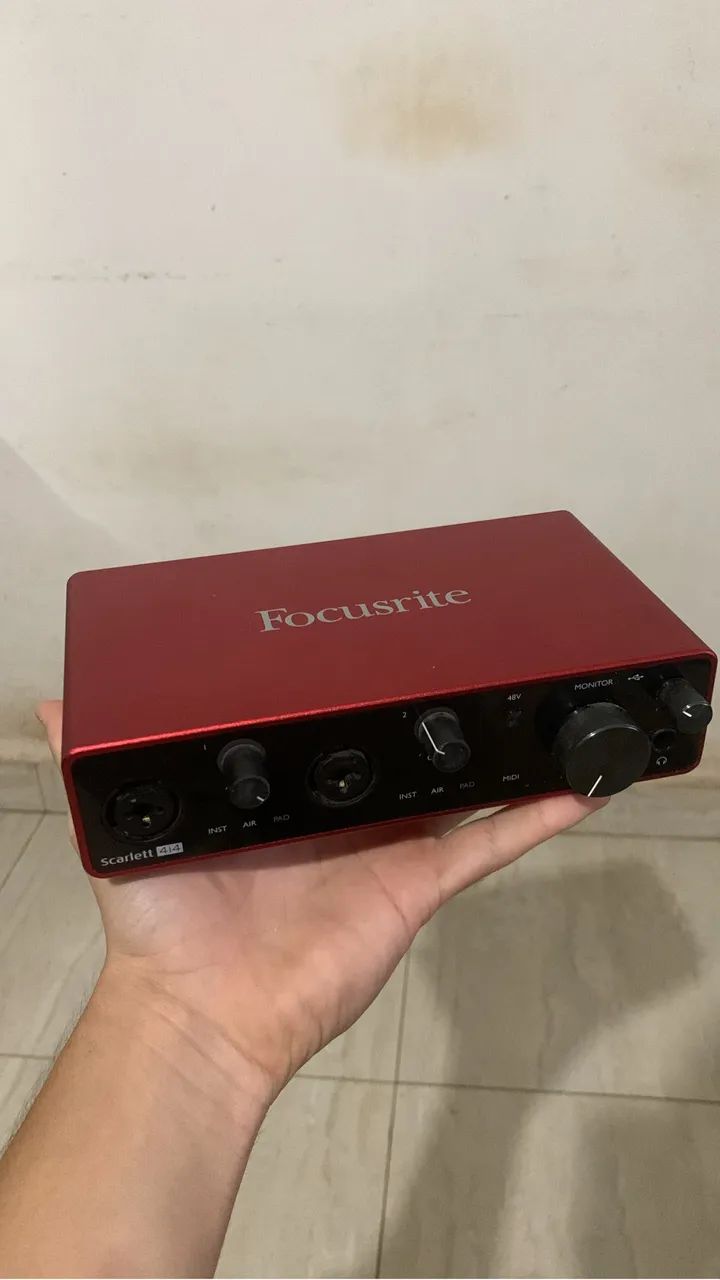 Interface de áudio FOCUSRITE 414 3GN - Foto 4