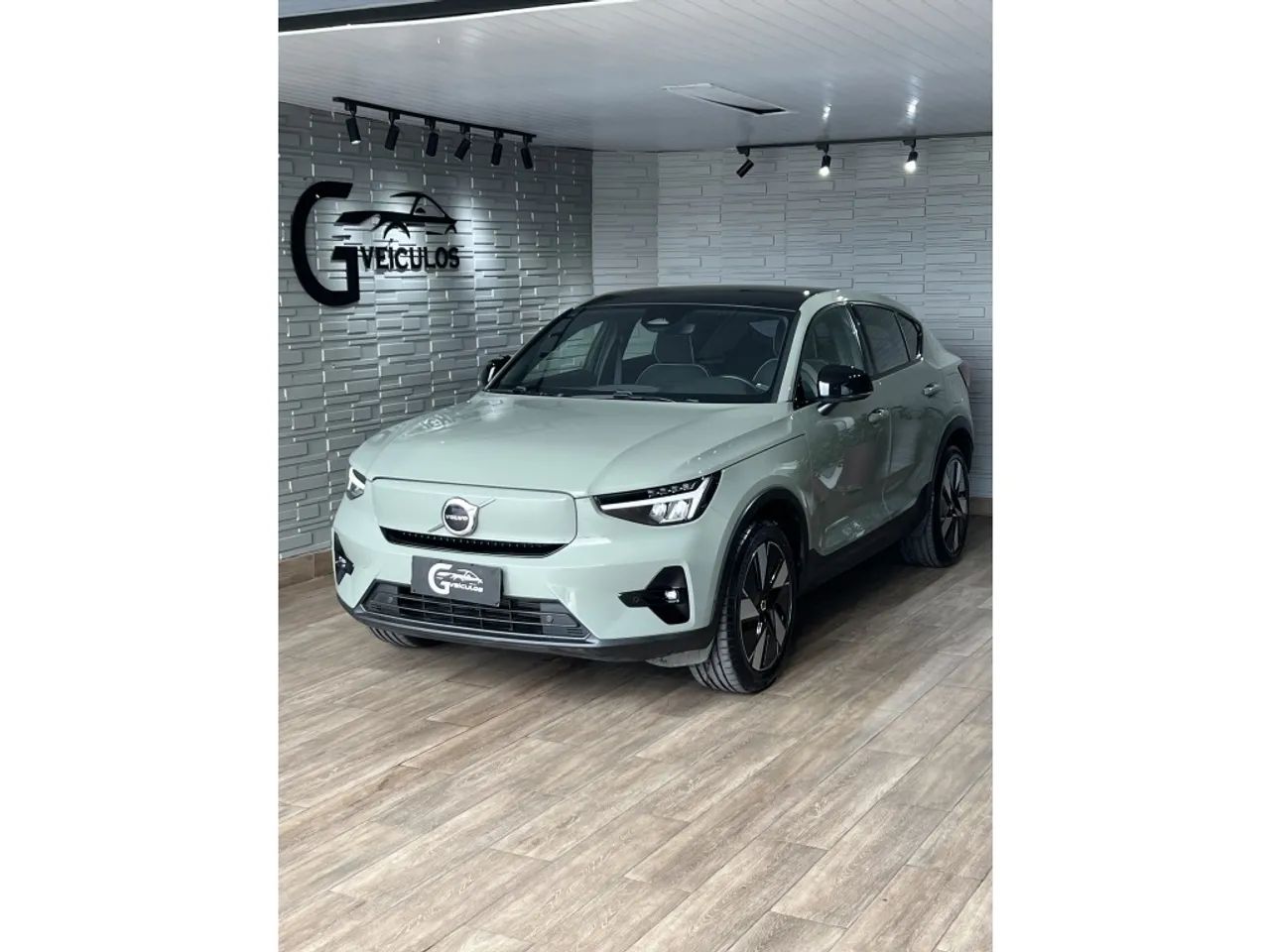 Volvo C40 C40 Recharge Plus (Elétrico) 2024