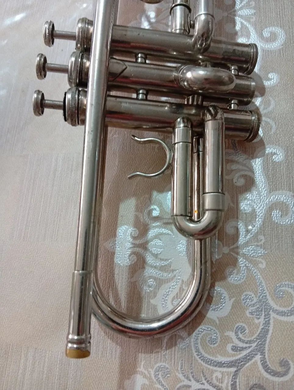 Trompete sem marca  - Foto 3