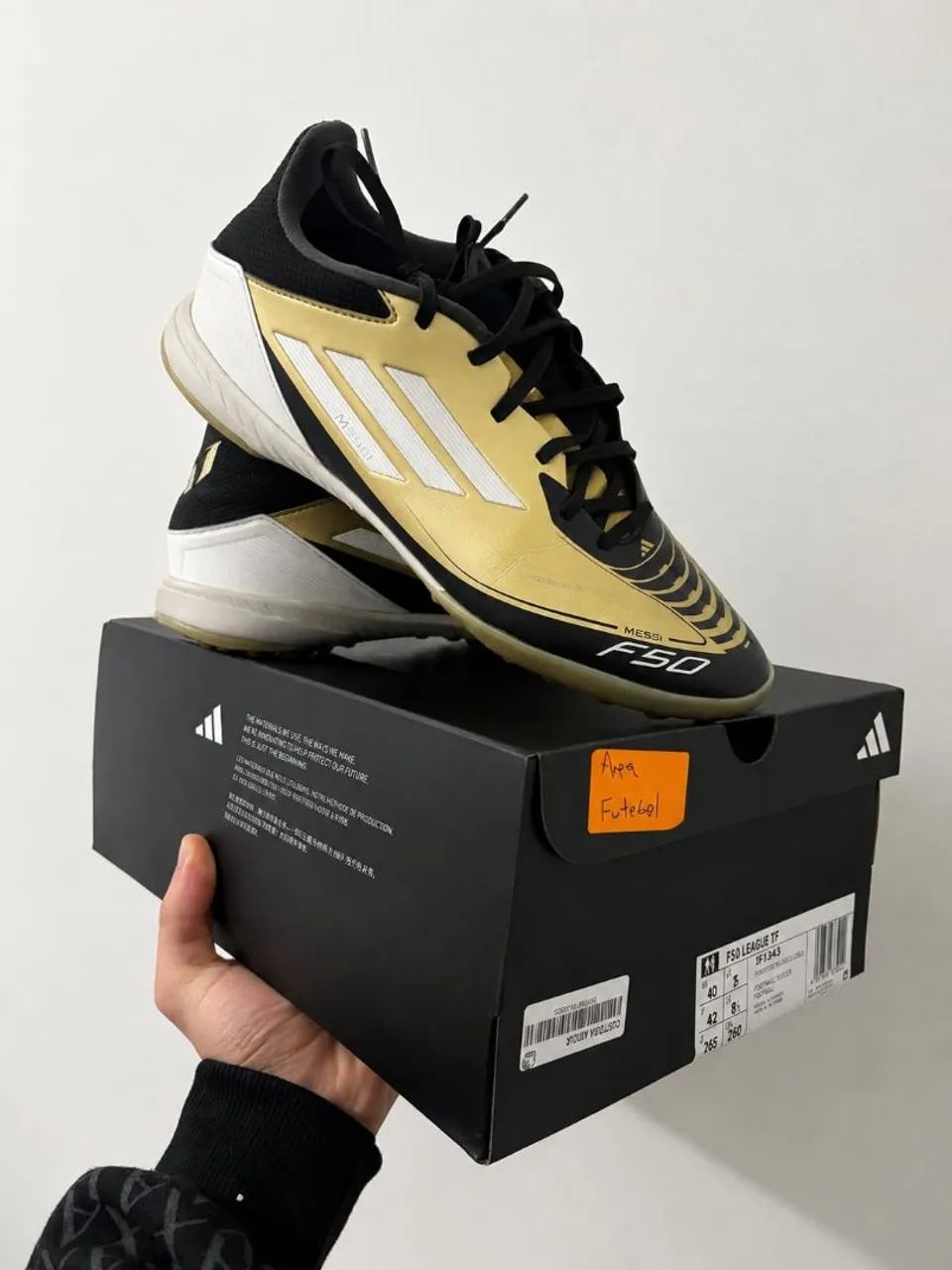 chuteira adidas society f50 league messi tamanho 40 nao baixo o valor