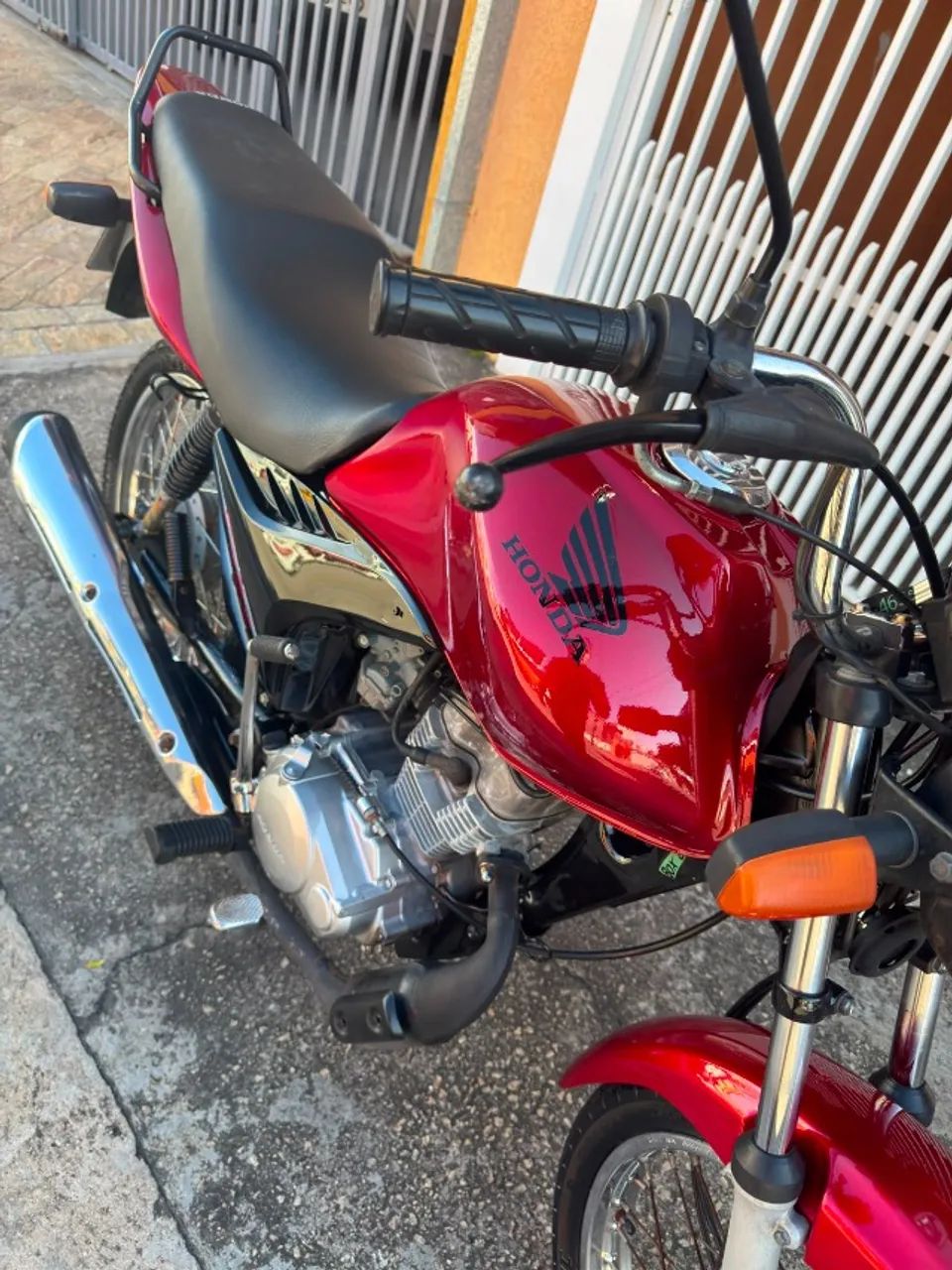 CG Titan 125 CC Ks 2011  - Foto 3
