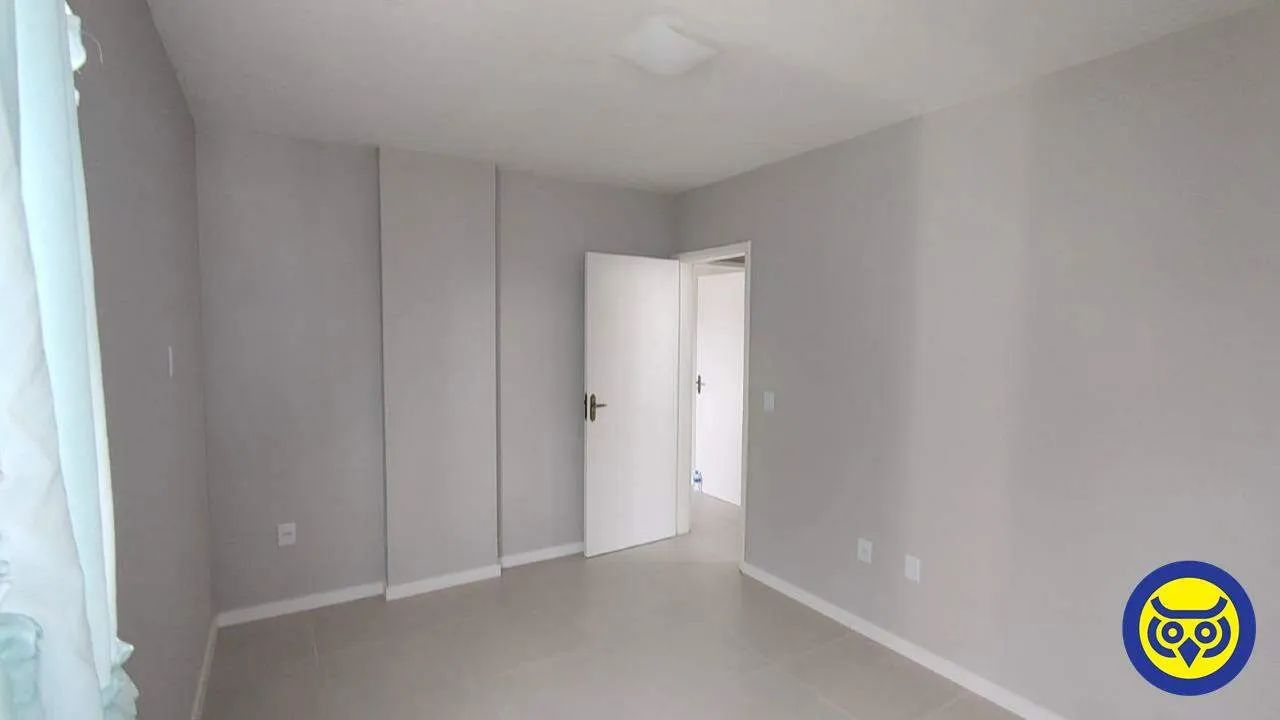 Apartamento 3 dormitórios, 2 banheiros - bairro Itacurubi - Florianópolis - Foto 4