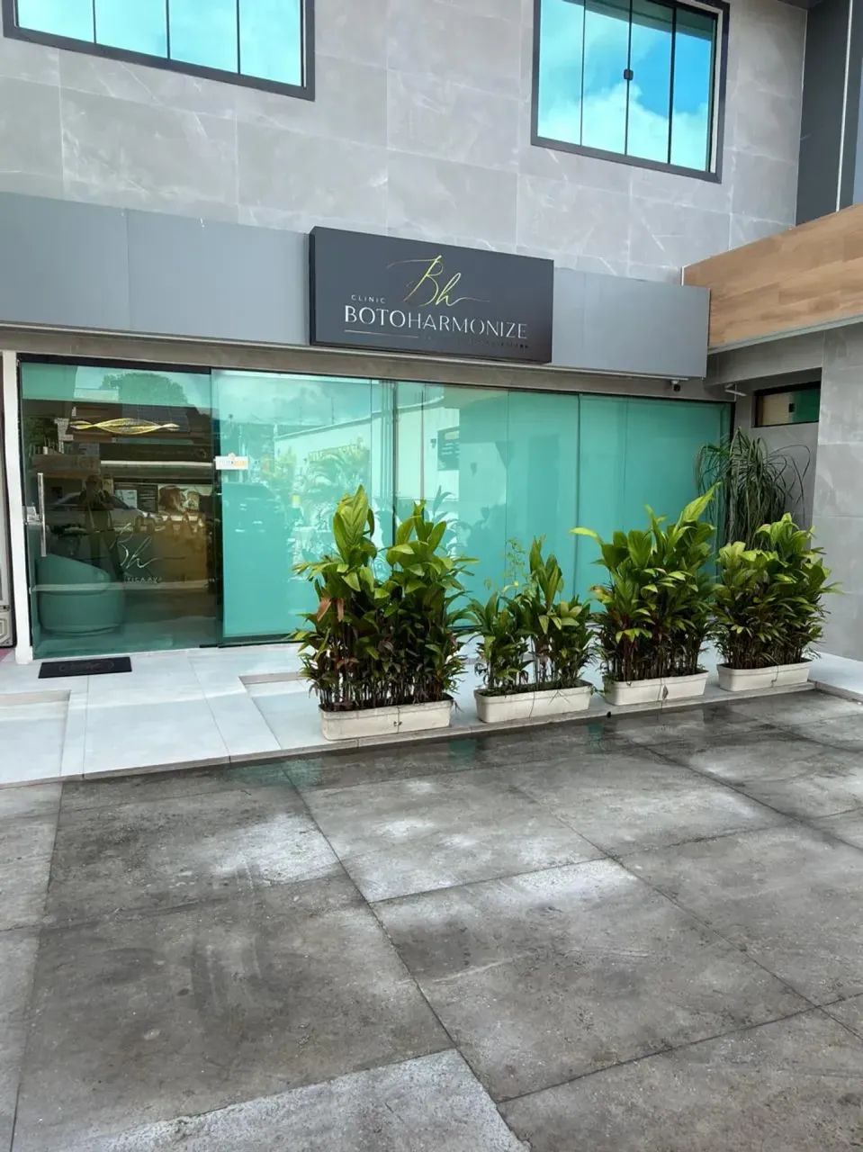 Clinica para aluguel com 82m² | Centro - Capanema | 4 salas | Mobiliada | 3 banheiros - Foto 2
