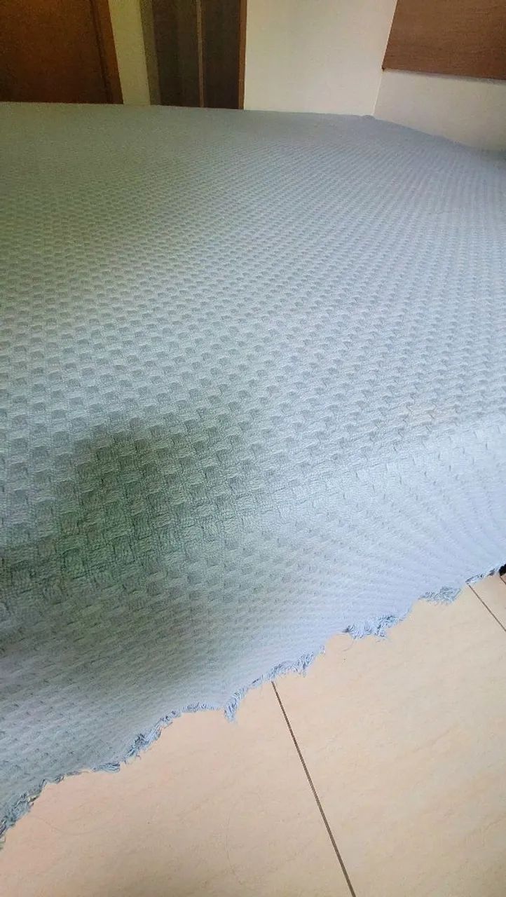 2 Colchas cobre leito Queen - Foto 2