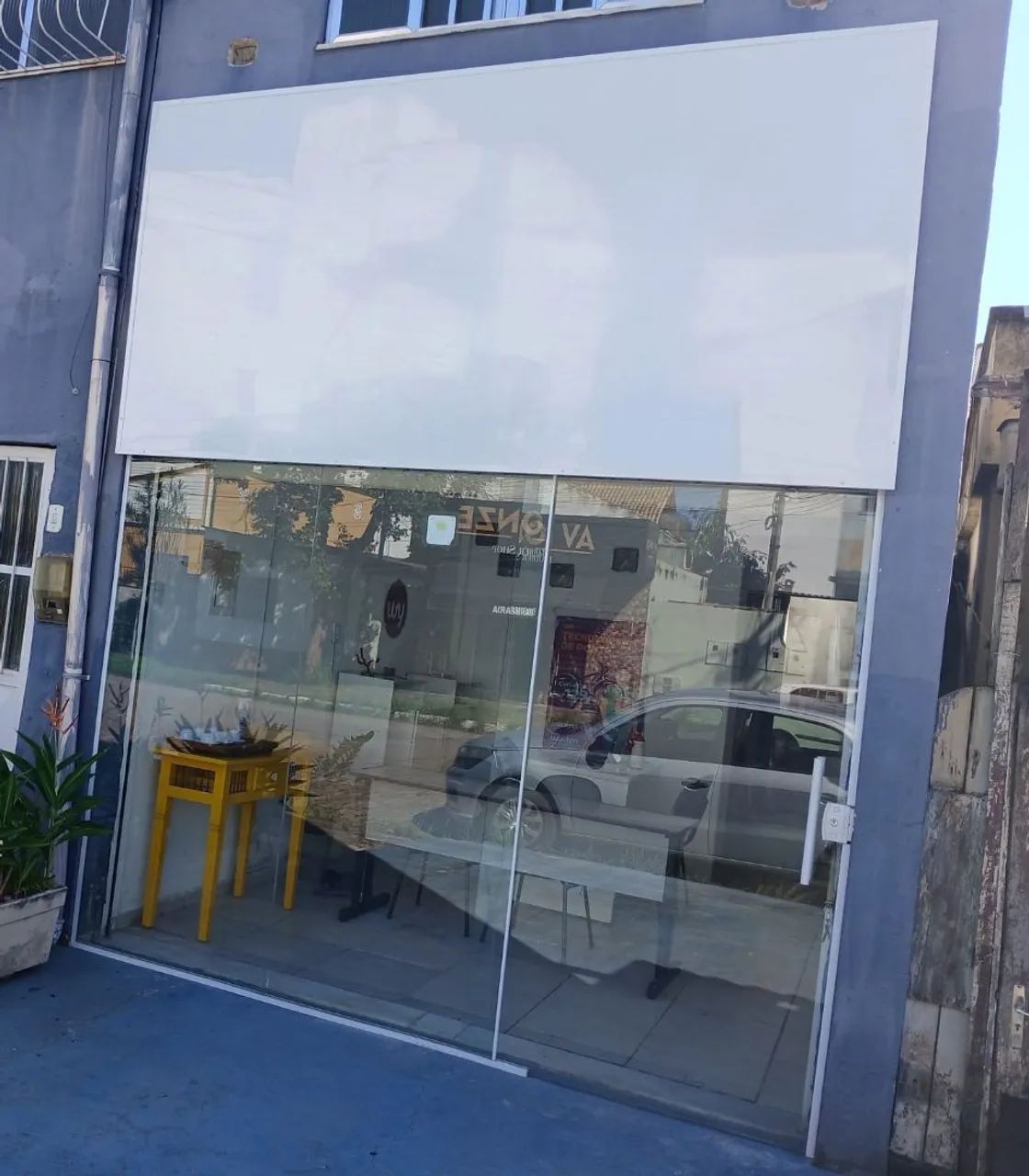 Placa em ACM branca - Foto 2