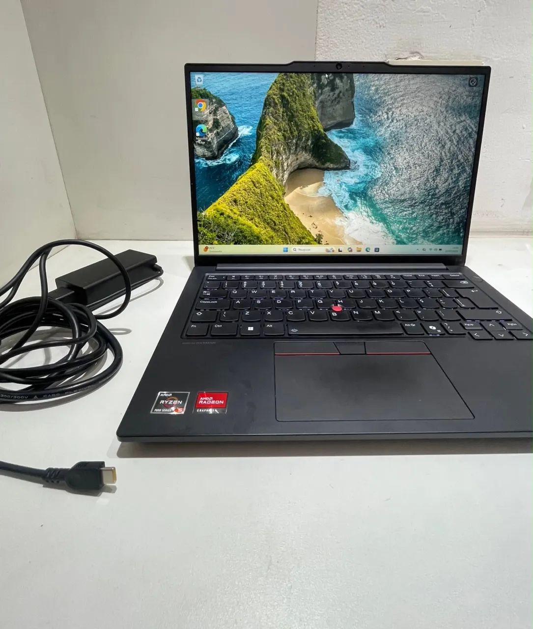 Notebook - Lenovo 