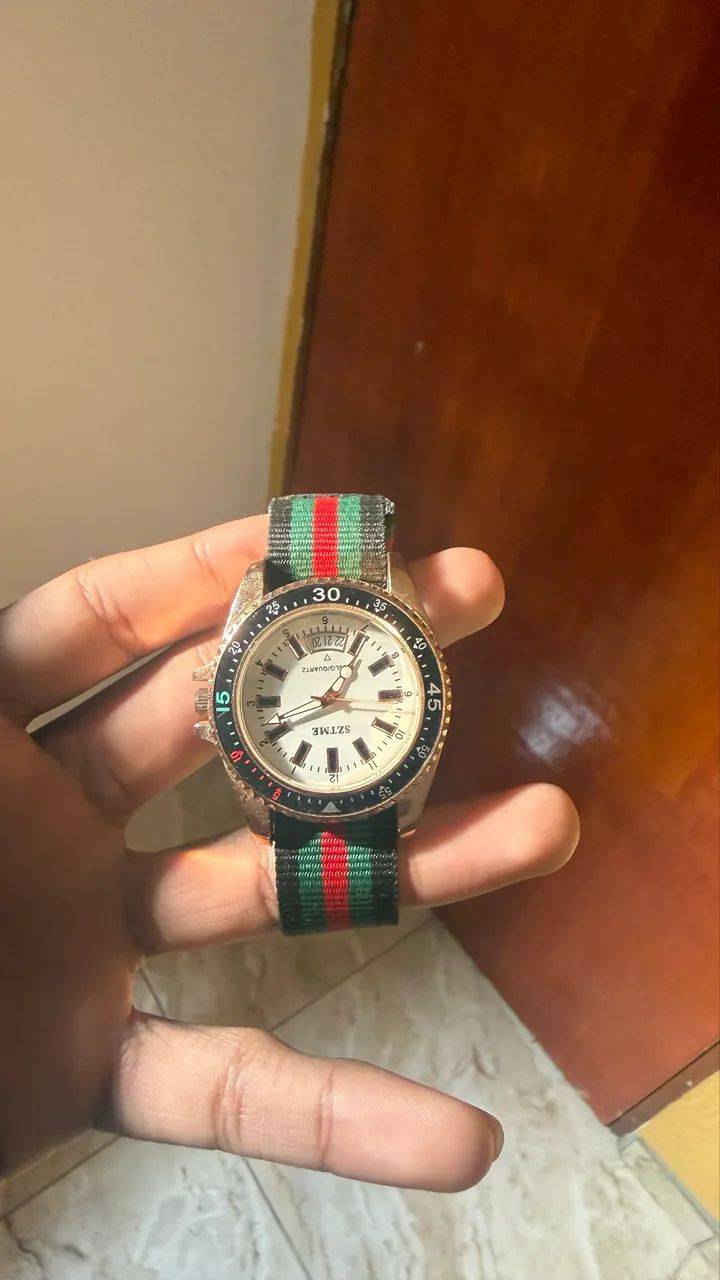 Relógio Modelo GUCCI - Foto 4