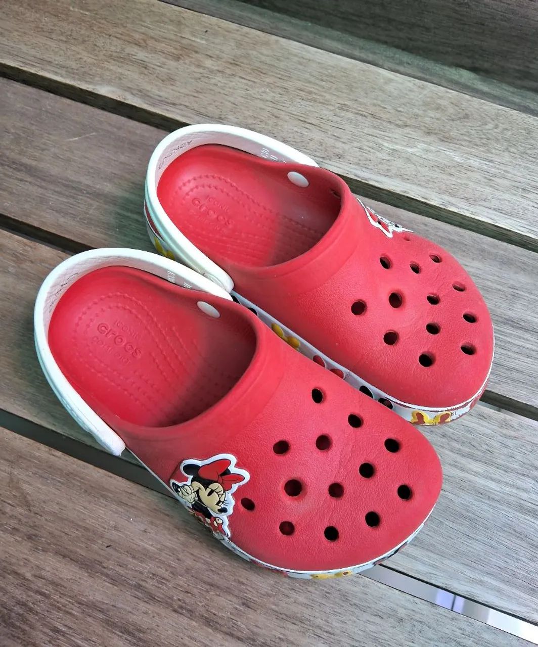 Crocs infantil Minnie  - Foto 3
