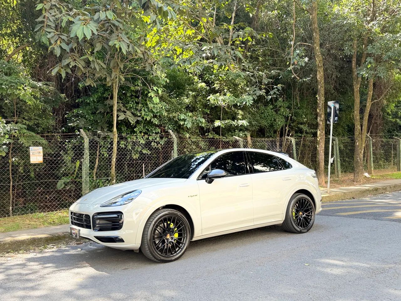 Porsche Cayenne 2021