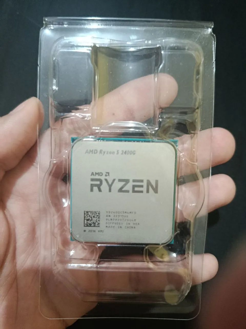 AMD Ryzen 5 2400G 