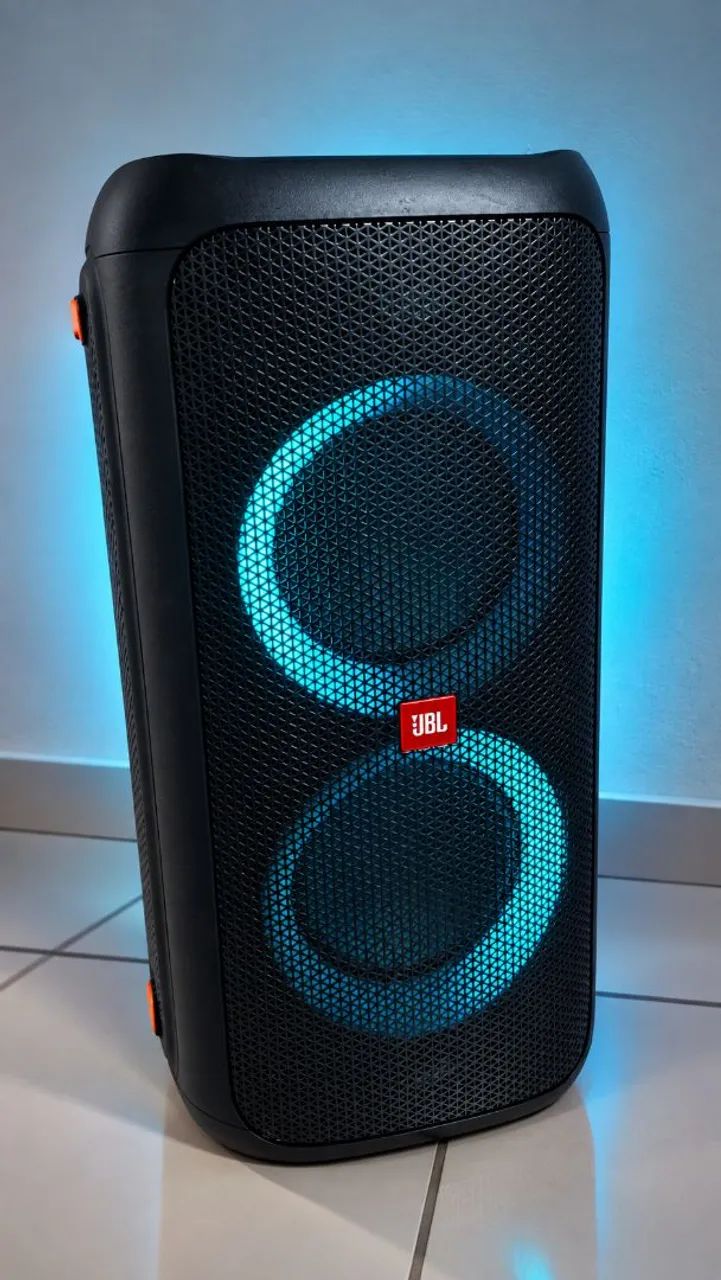 Caixa de som JBL 100 