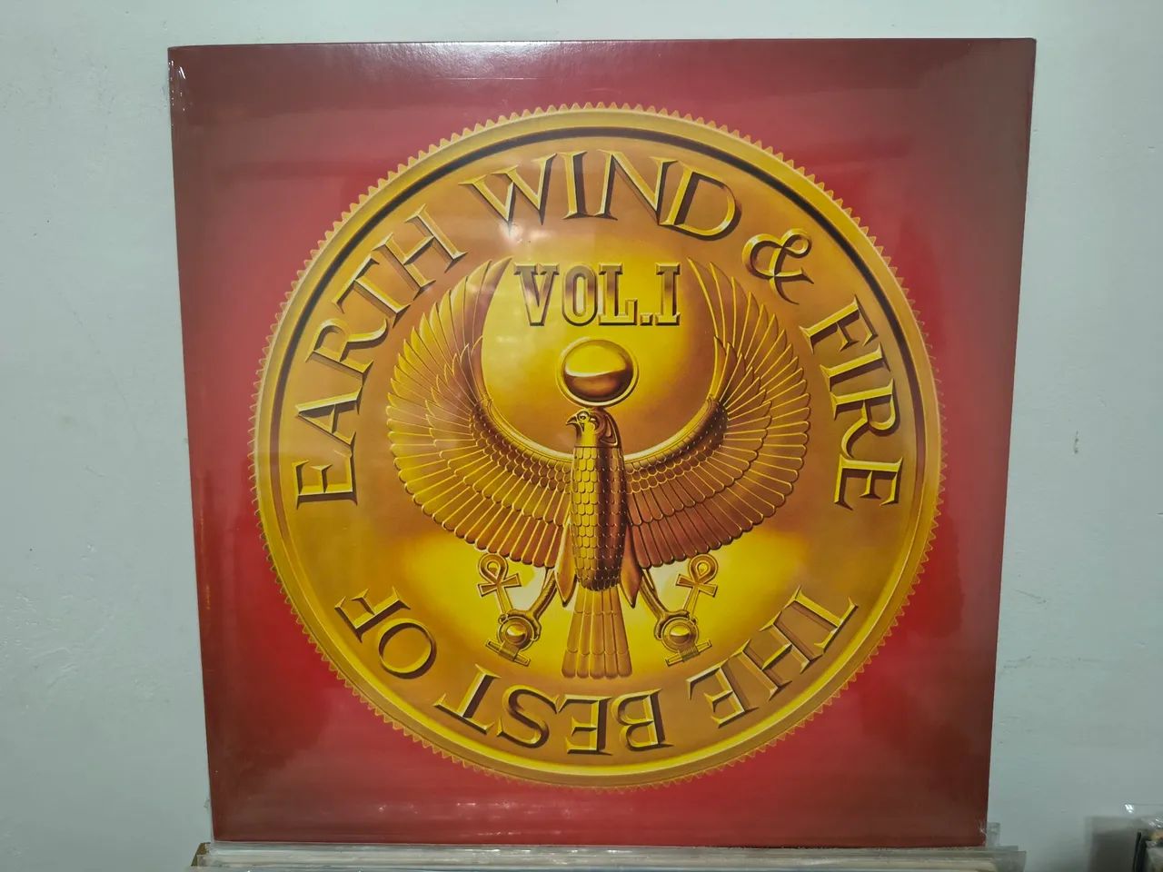 The Best Of Earth, Wind & Fire Vol. 1 (1978). Lacrado! - CDs, DVDs