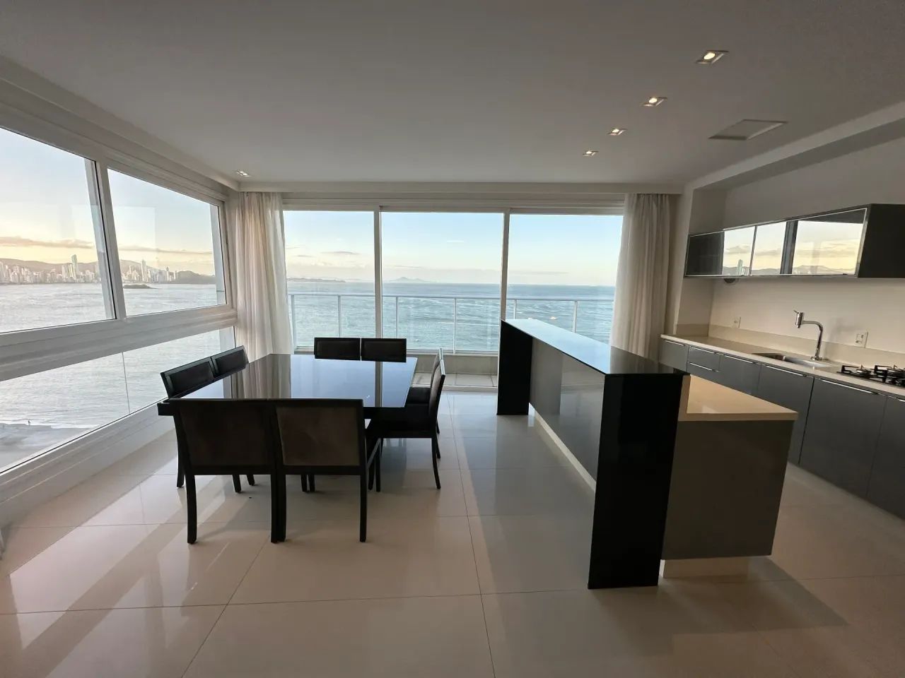 Apartamento frente mar - Foto 2