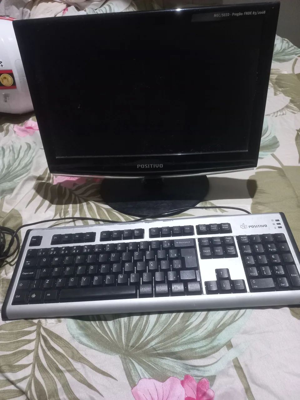 Monitor e teclado positivo  - Foto 4