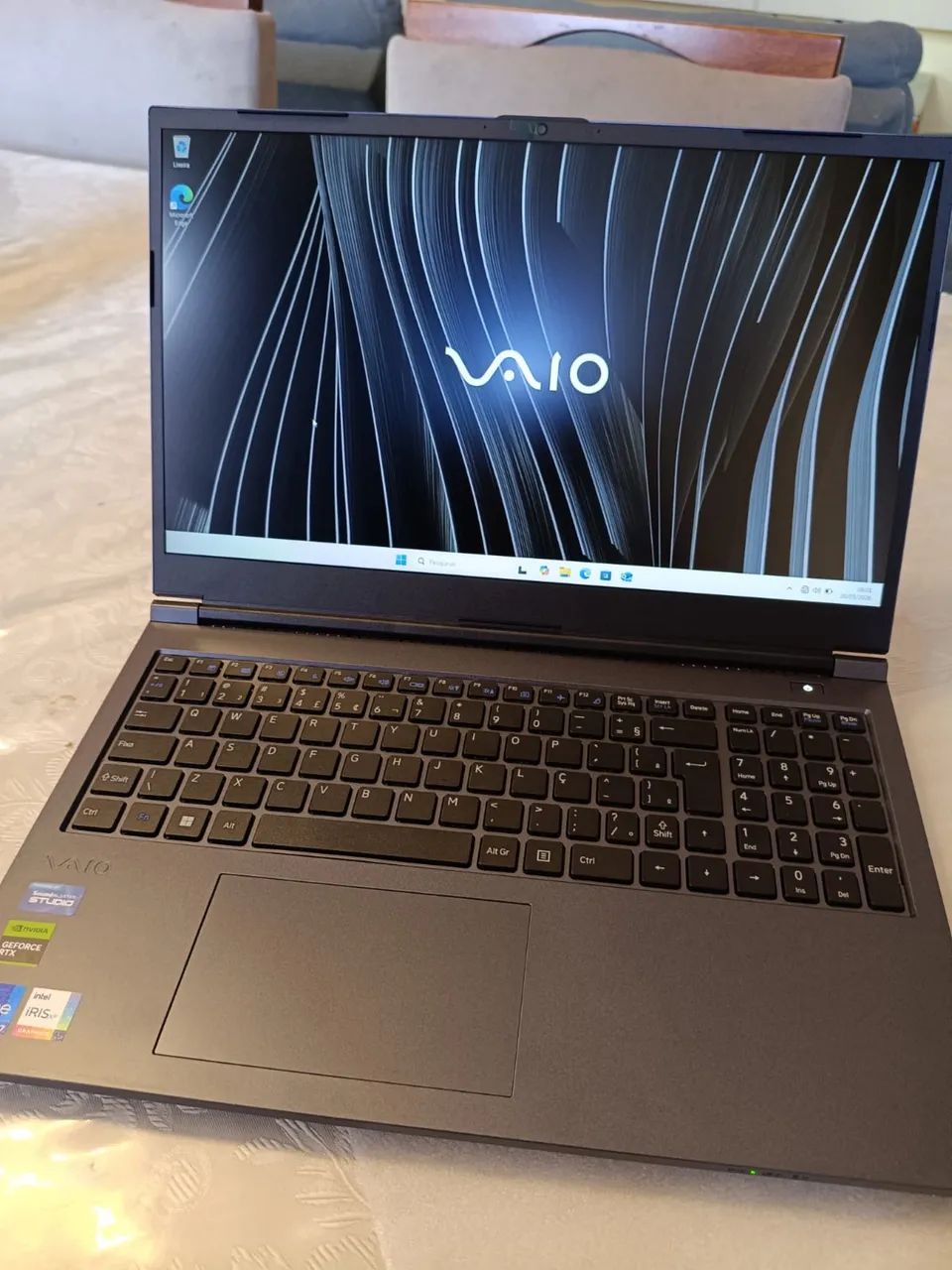 【VAIO】高速i7 SSD500GB 16GB シルバー 大型ノートPC Notebook Gamer VAIO i7 12ª Geração | 32GB RAM | RTX 2050 | SSD