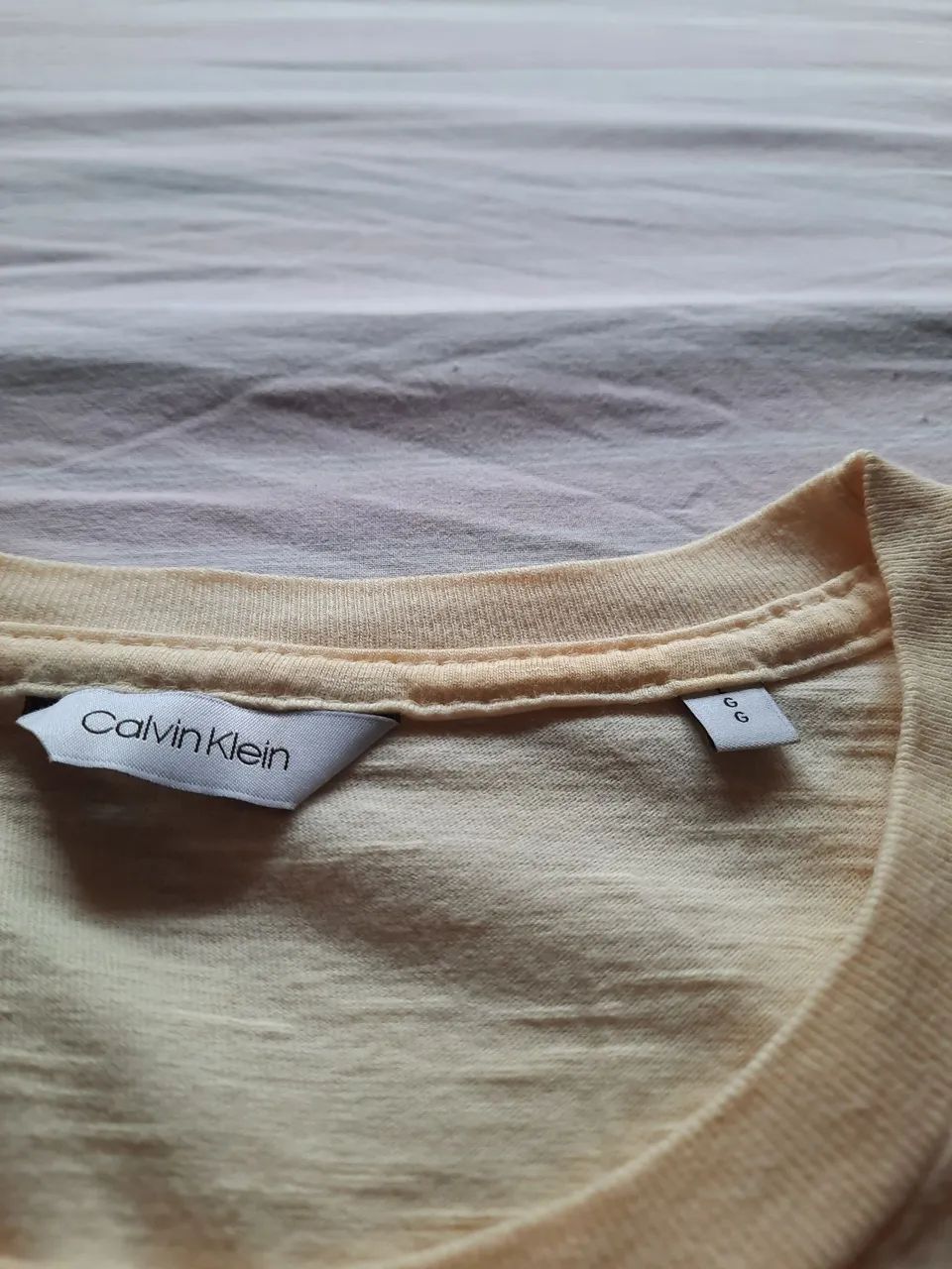 Camiseta Calvin Klein original  - Foto 2