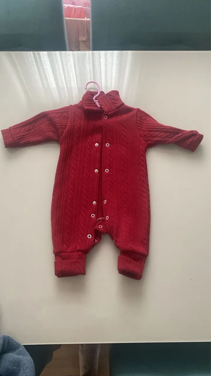 Macacão vermelho 