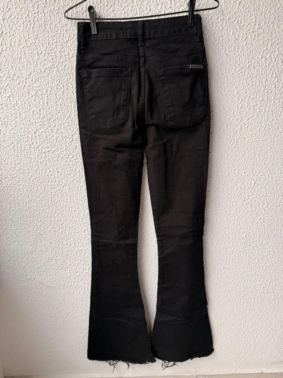calça JOHN JOHN preta - Foto 2