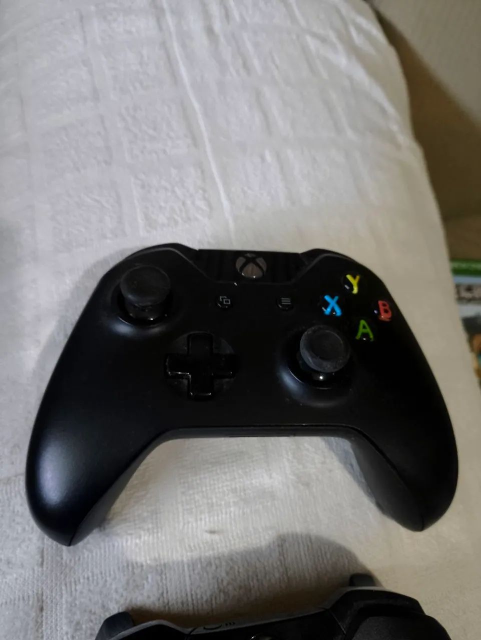 Xbox One Fat com 2 controles e Kinect  - Foto 2