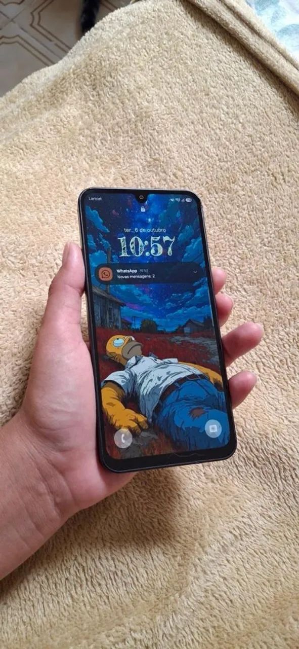 Samsung A17 com menos de um ano de uso
