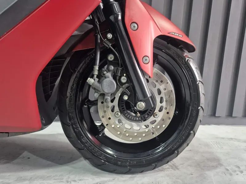 Yamaha NMax 160 cc  - Foto 3