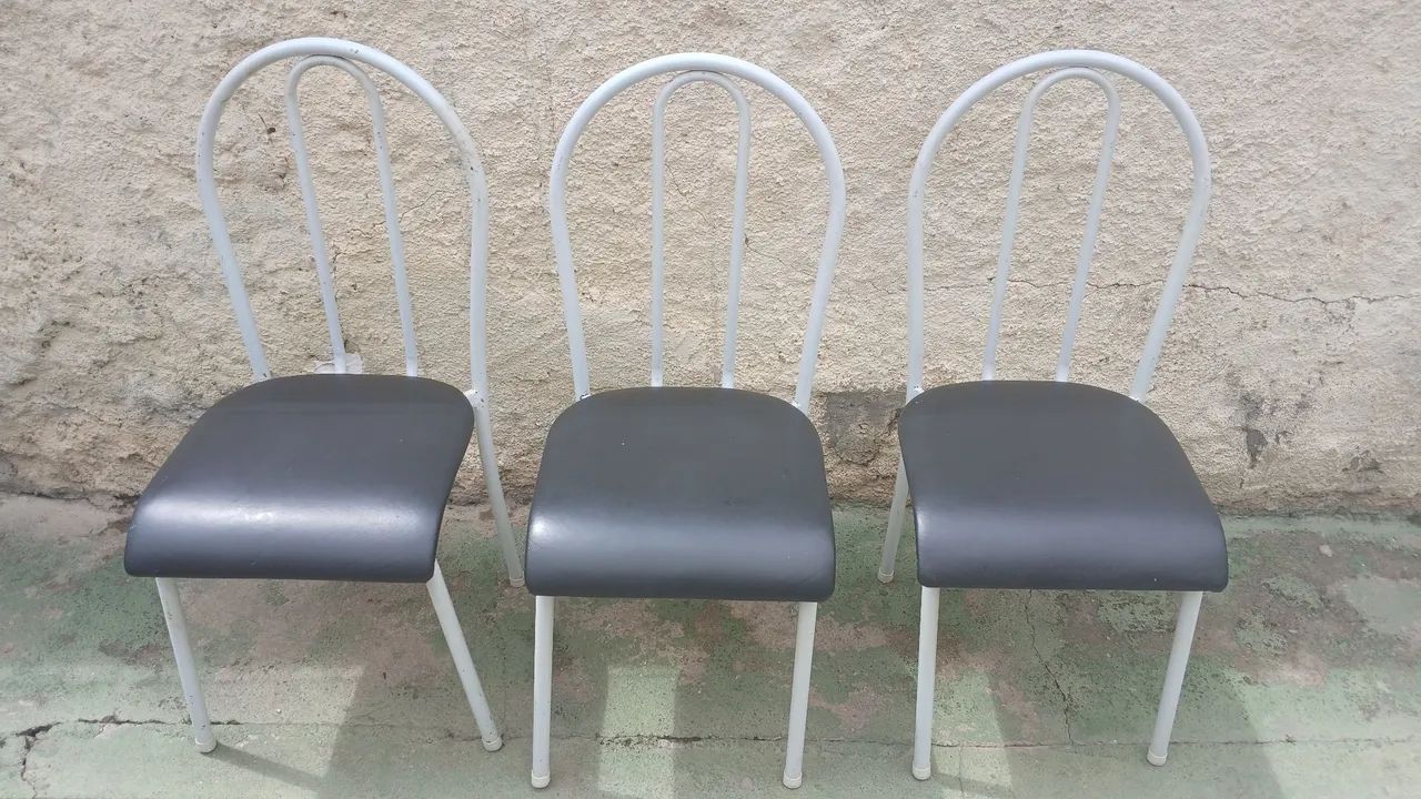 Mesa de jantar  com 3 cadeiras  - Foto 4