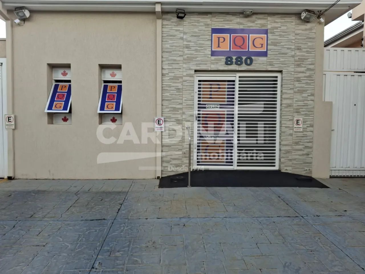 Sala comercial com recepção, localização privilegiada. - Foto 2