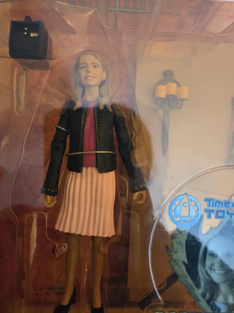 Buffy Action Figure Buffybot Lacrado - Foto 3