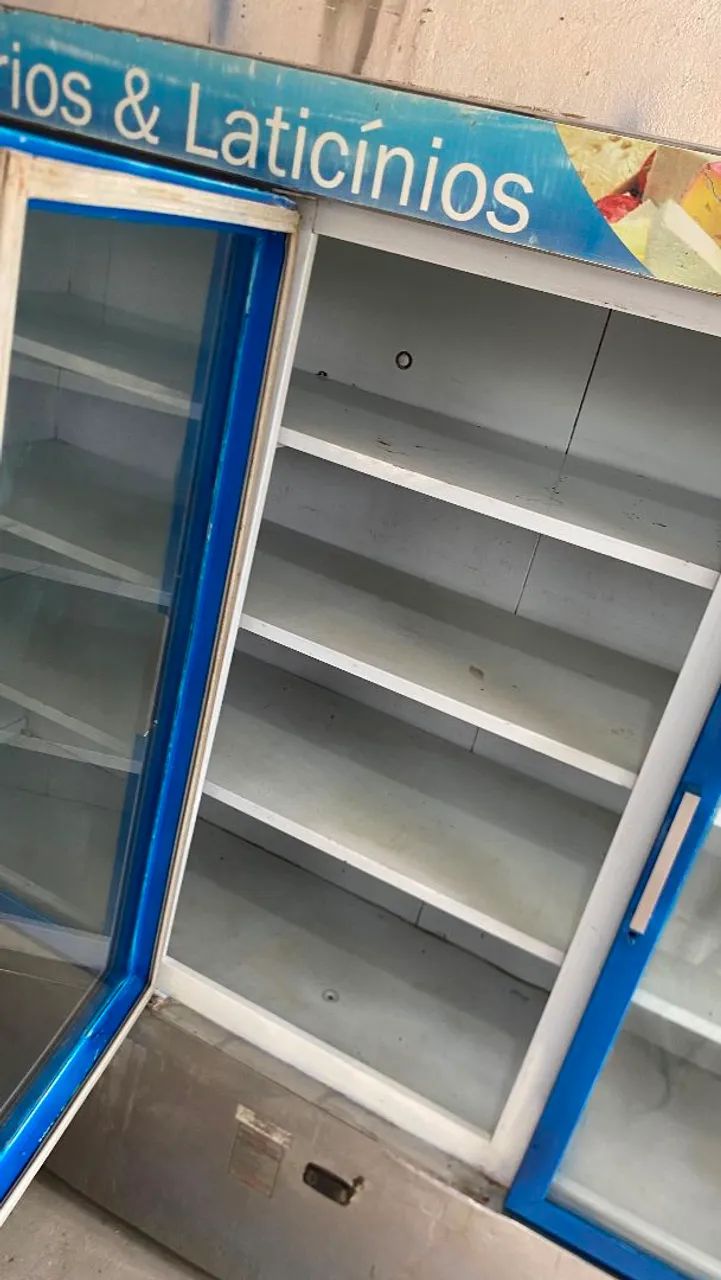 Expositor auto serviço 3 portas laticínios e bebidas  - Foto 3