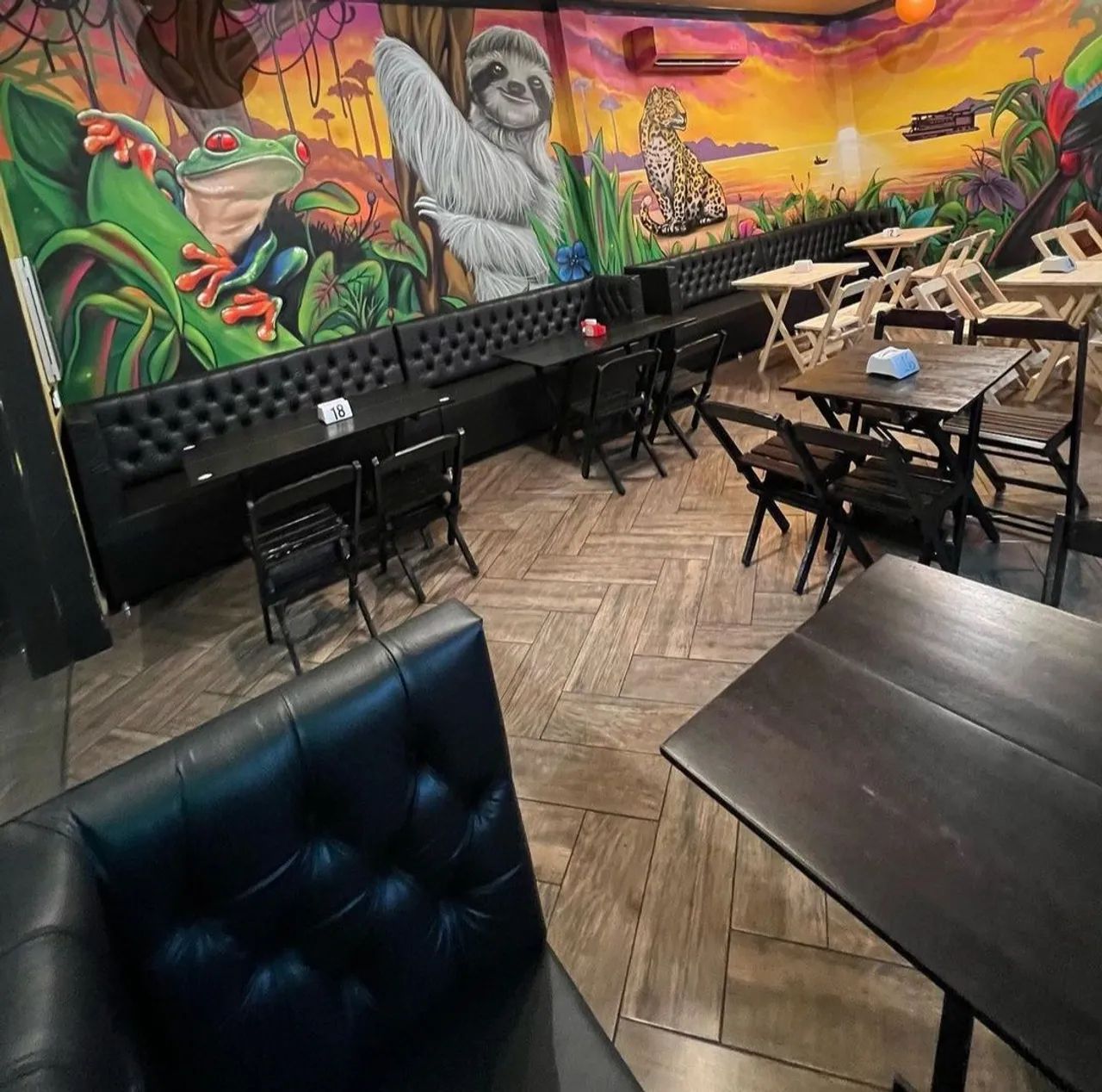 Sofás Booth sob medida para bares, restaurantes, conveniências e boates - Foto 3