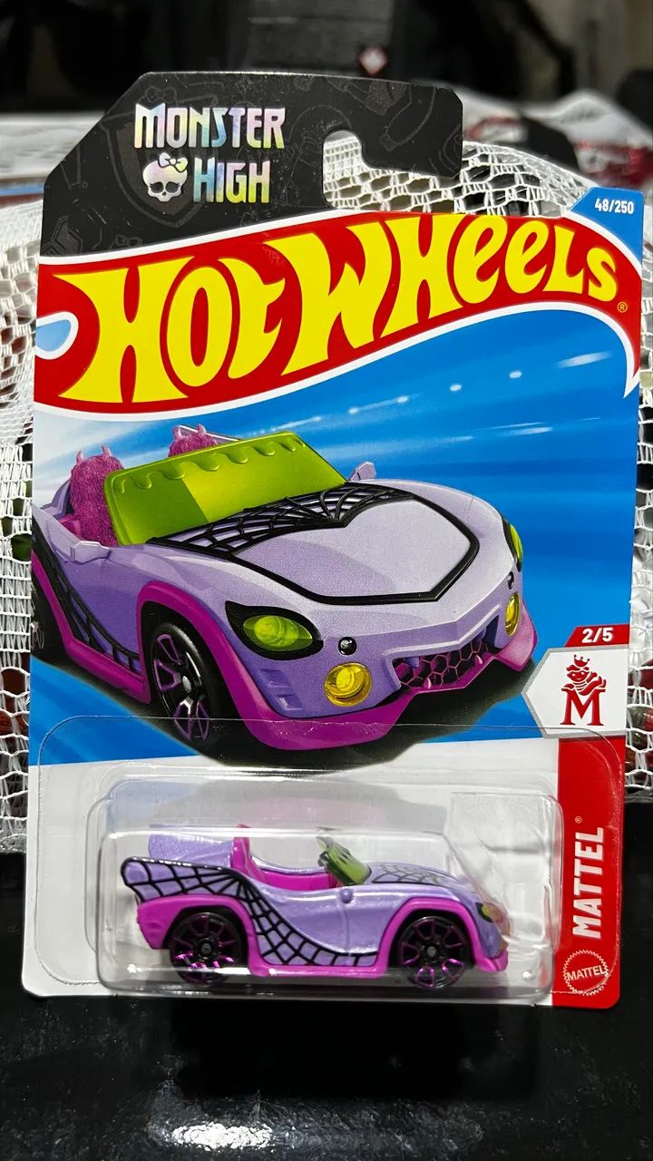 Hot Wheels Monster High Ghoul Mobile 