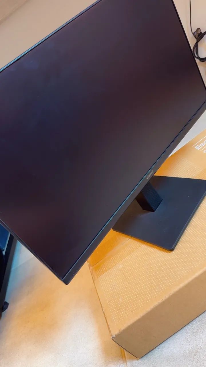 Monitor Samsung Essential S3 22" 100Hz - Foto 3