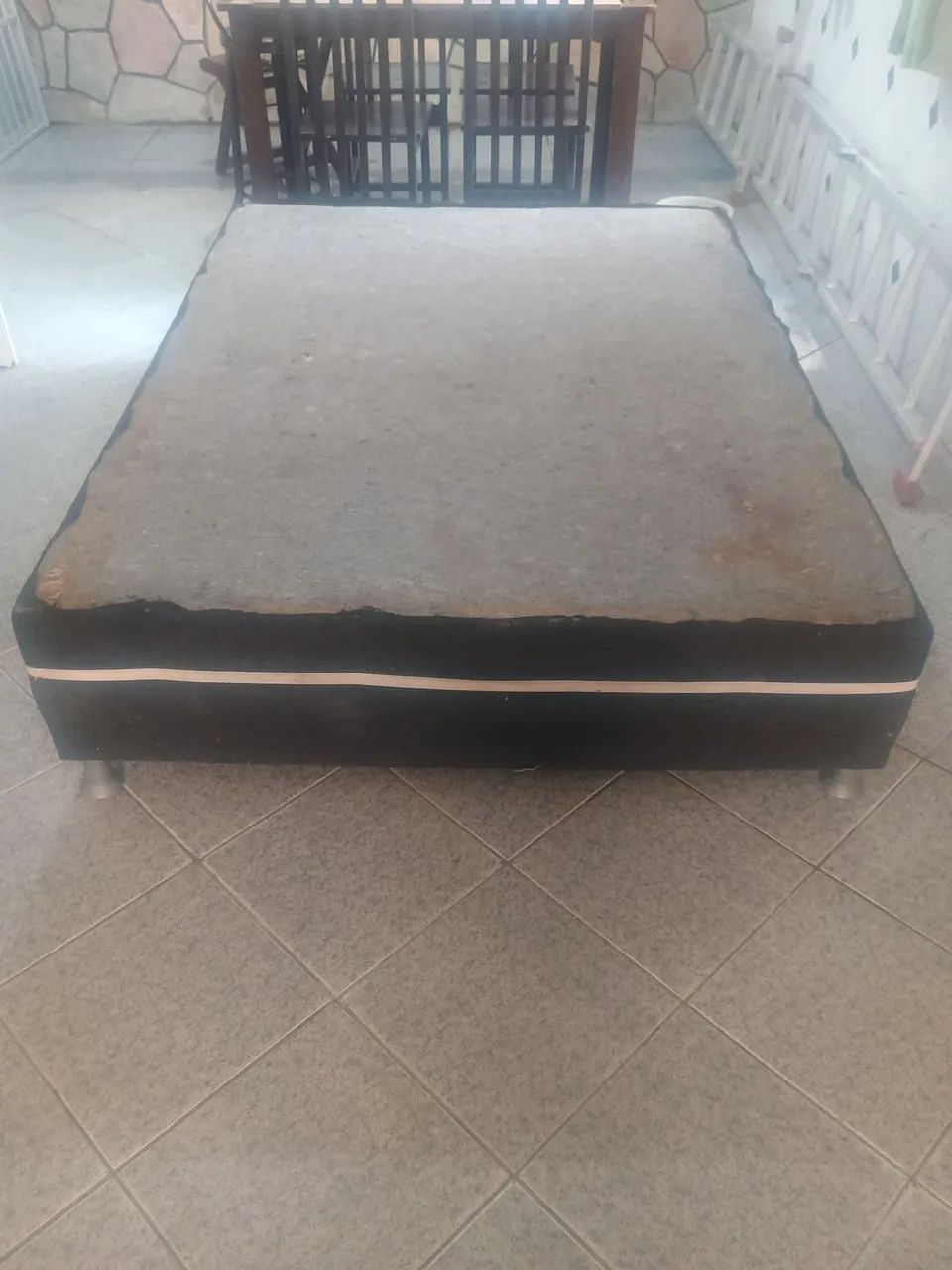 Base de cama casal padrão