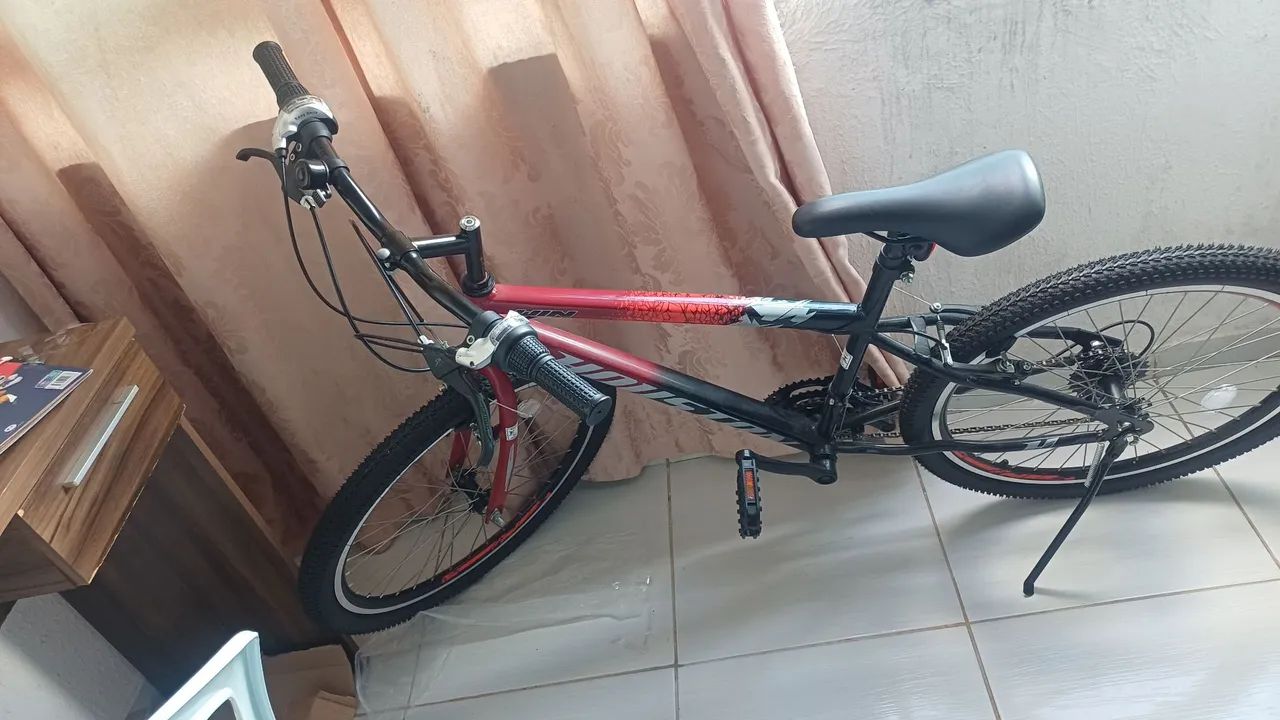 Bicicleta houston aro 24 nunca usada  - Foto 2