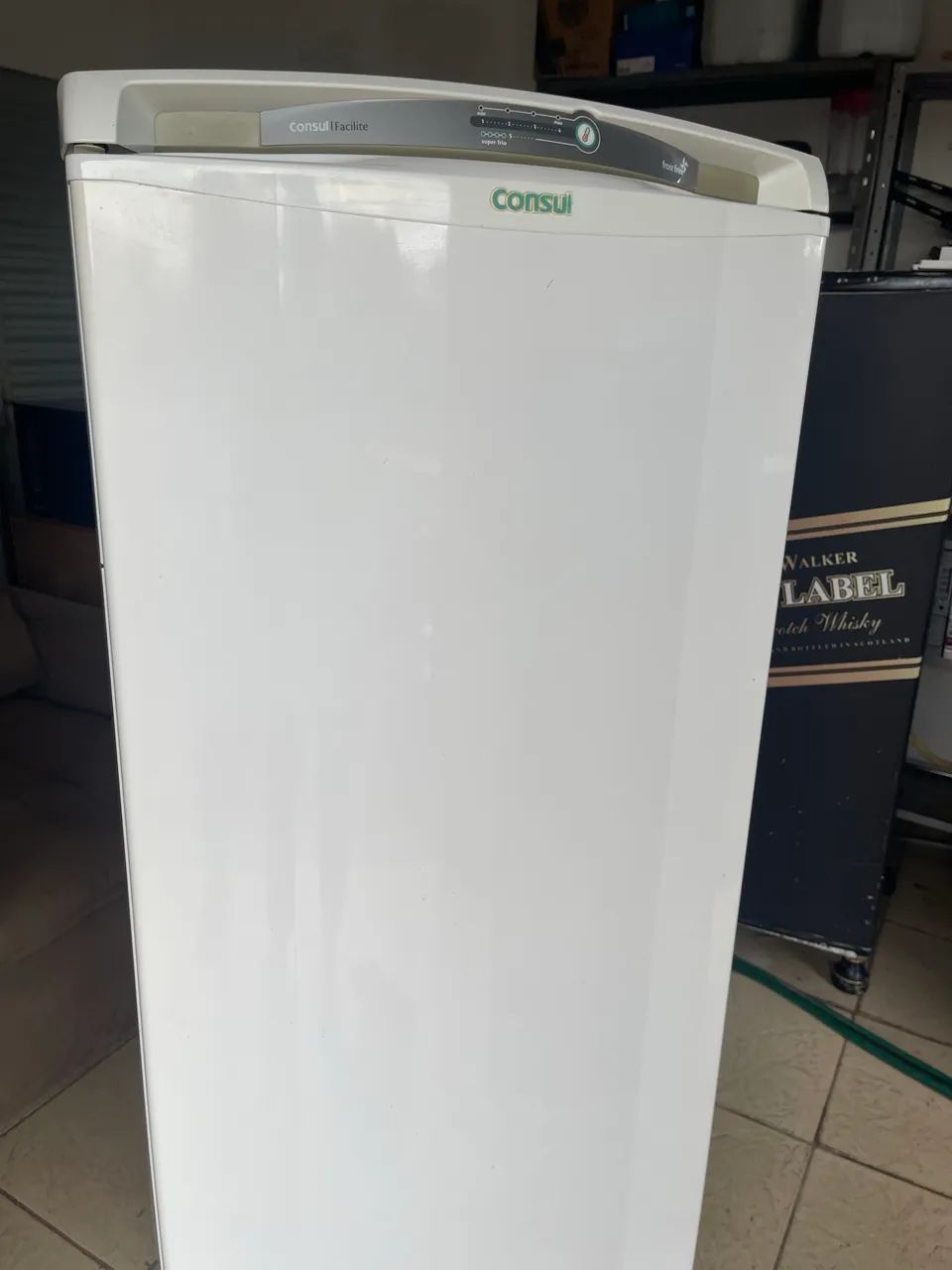 Vendo geladeira funcionando perfeitamente 