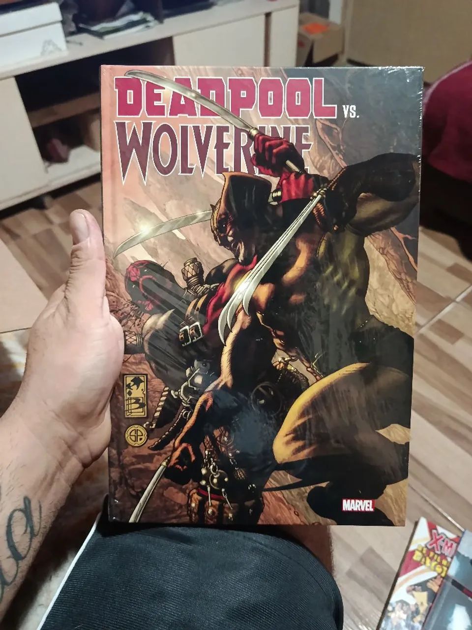 Hq Deadpool Vs. Wolverine (lacrada)