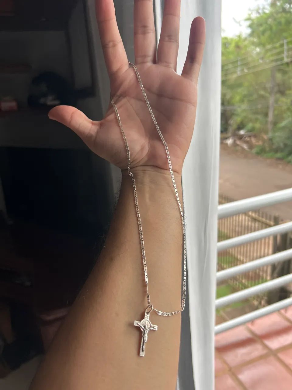 Vendo cordão de prata 