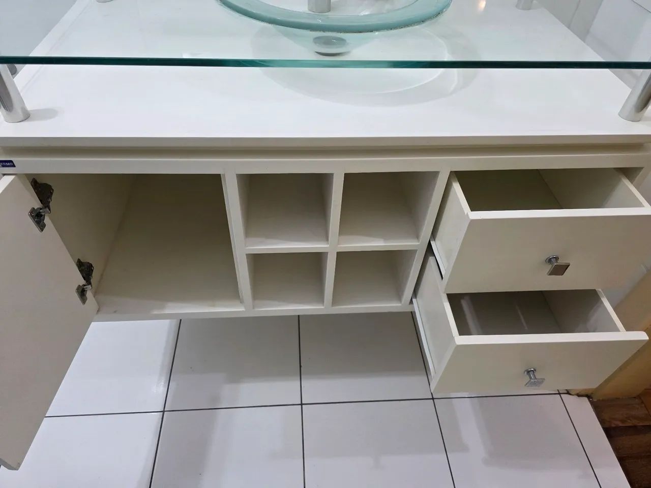 Conjunto armario + cuba + espelho para banheiro  - Foto 3