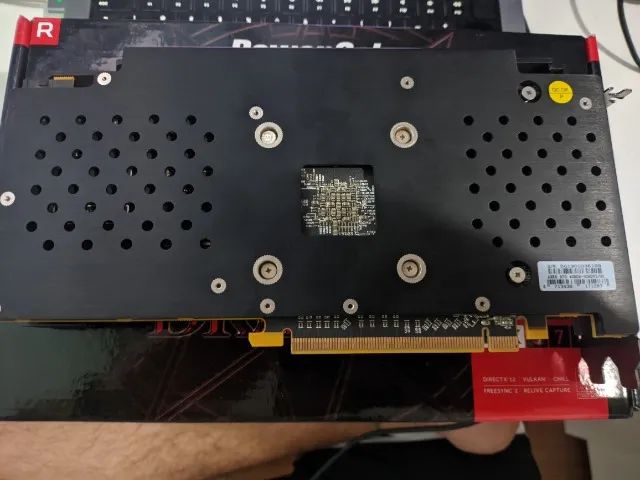Placa de Vídeo RX570 4gb DDR5 - PowerColor - Foto 3