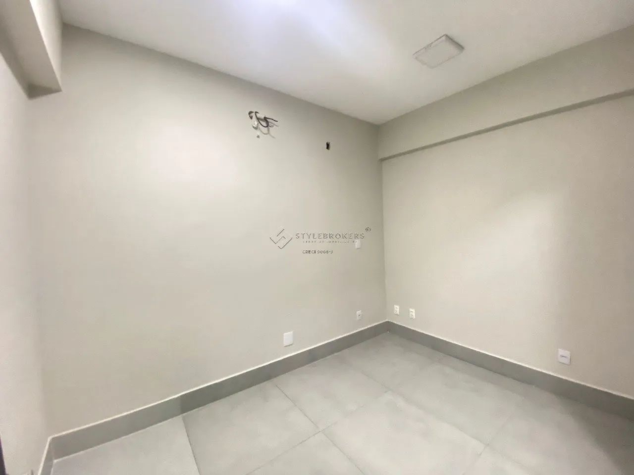 Sala Comercial à venda - Avenida Isaac Póvoas, Centro-Norte, Cuiabá