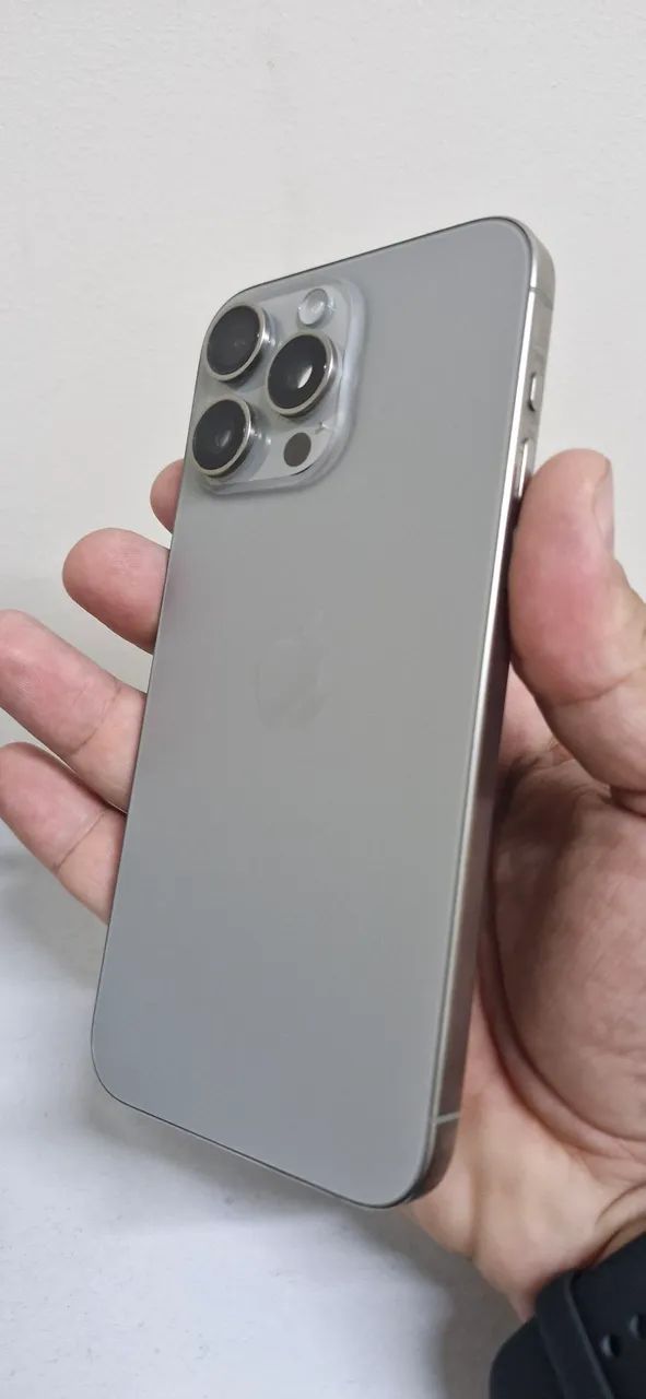iPhone 15 Pro Max Natural Titanium 本体 iPhone 15 Pro Max de 256GB Apple Titânio Natural | iPlace Corporativo