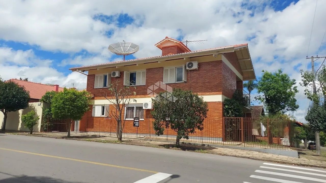 Casa com 2 quartos no Bairro Jardim Glória